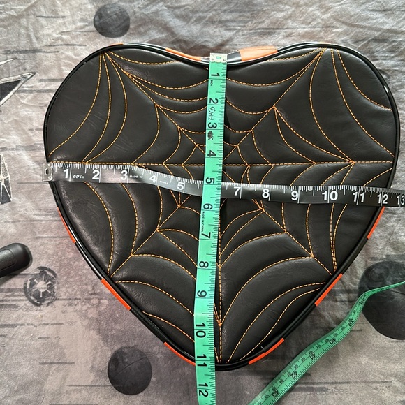 BNWOT LOVE PAIN AND STITCHES OG PUMPKIN KULT SPIDERWEB HEART CROSSBODY - Picture 4 of 8